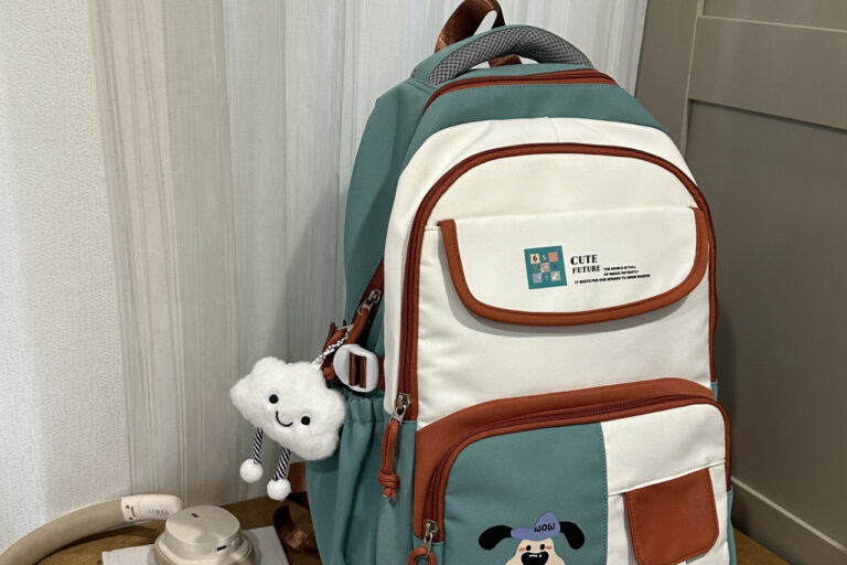 2025 Large Capacity Backpack for Girls – Stylish & Lightweight for School & Travel