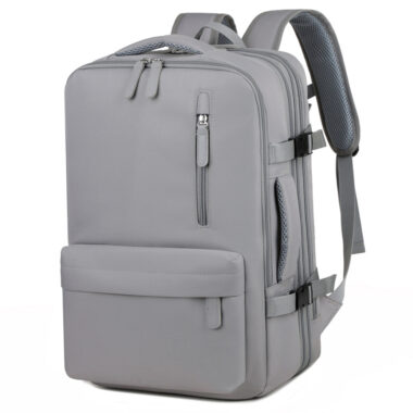  Large Capacity Men's Travel Backpack for Business and Daily Use